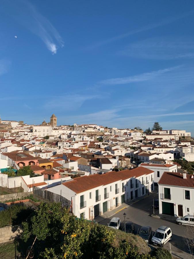 Buhardilla Rustica Mirando A Santa Catalina Lejlighed Jerez De Los Caballeros Eksteriør billede